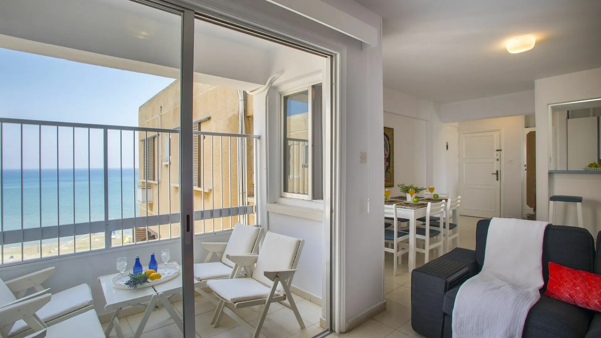 Lamk1 Mackenzie Atalanta Suite - Two Bedroom Apartment, Sleeps 4 Larnaca Cyprus
